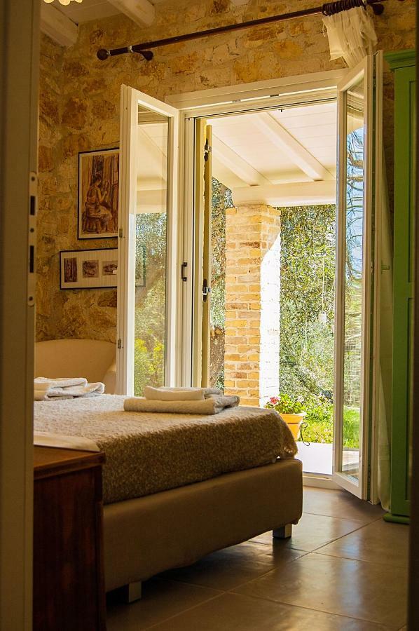 Piccolo Paradiso Λίνια Εξωτερικό φωτογραφία